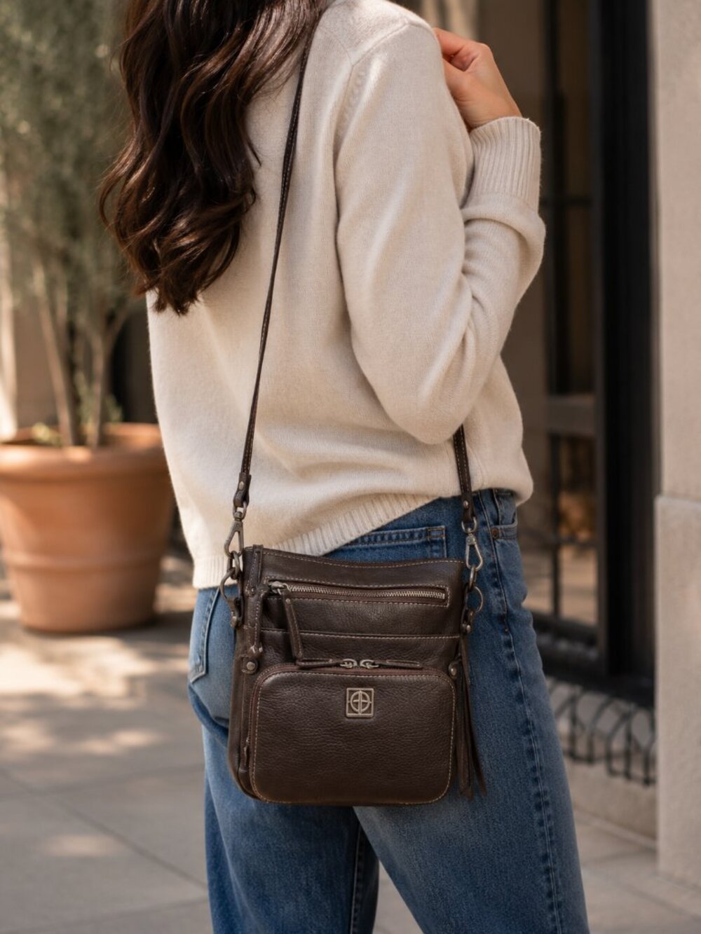 Giani Bernini Dark Brown Pebbled Leather Multi Pocket Crossbody Bag EUC